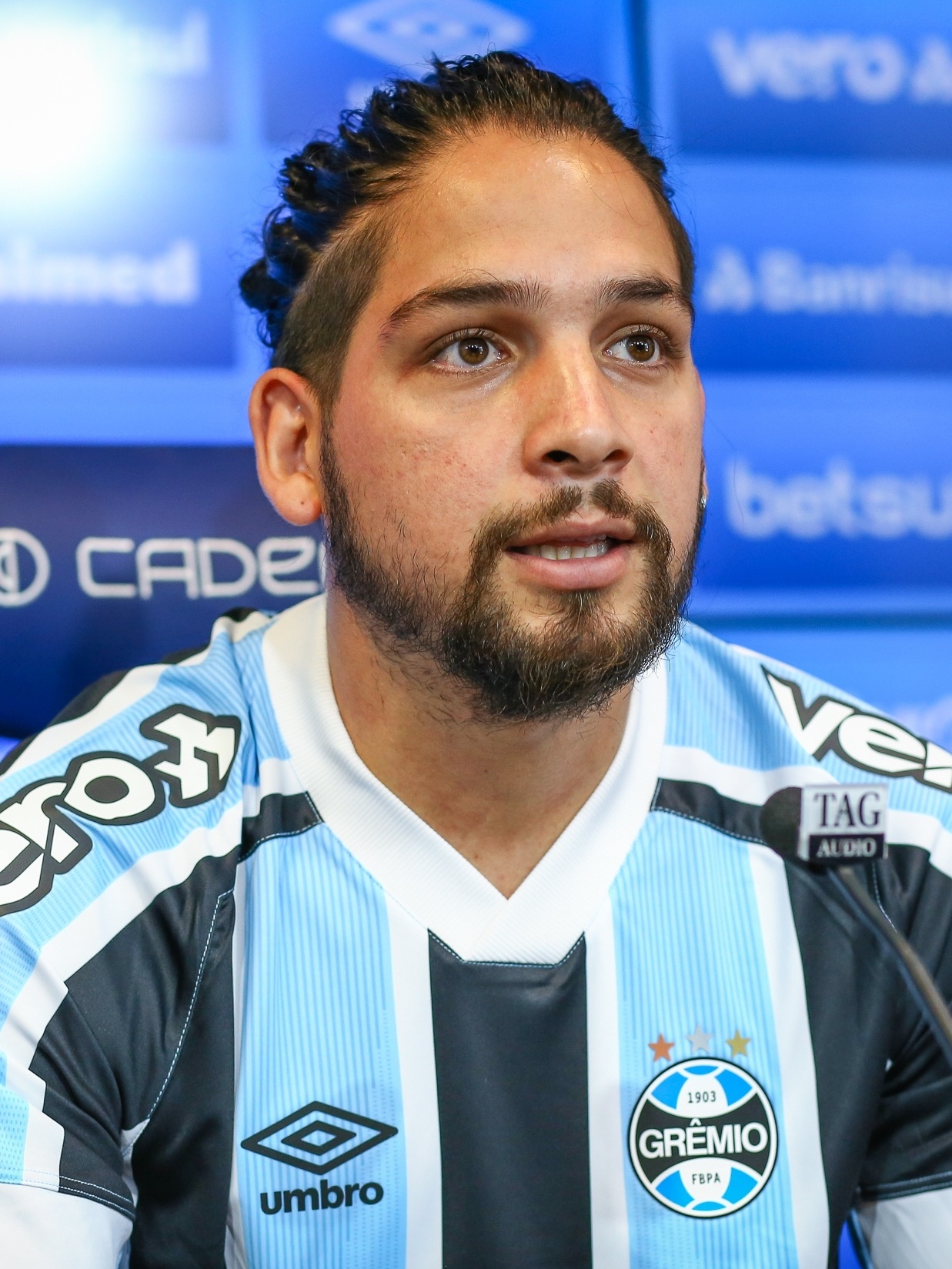 martin benitez durante apresentacao oficial como jogador do gremio