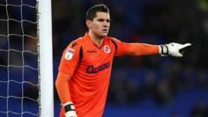 Mineiro: Goleiro que estava na Inglaterra chega em BH para assinar com o Cruzeiro