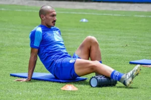 Pernambucano: Após acerto com atacante, Náutico fecha com mais um jogador paraguaio