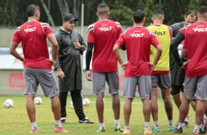 Pernambucano: Santa Cruz confirma três casos de Covid-19 entre os jogadores