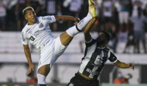Inter de Limeira 0 x 0 Santos - Peixe joga mal, mas segura empate com um a menos