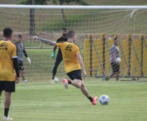 De olho na Copa do Brasil, Criciúma marca jogo-treino contra o Athletico-PR