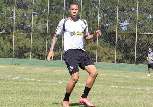 victor luiz lateral ponte preta