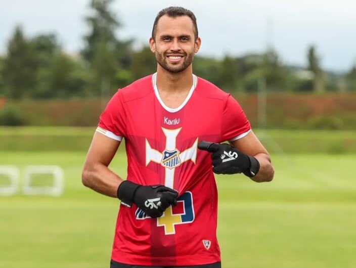 victor souza goleiro agua santa