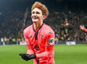 INGLÊS: Em jogo com apagão, Norwich empurra Watford para a degola