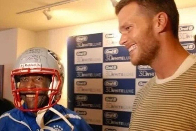 Pelé faz homenagem a Tom Brady nas redes sociais: ‘Você é uma lenda’