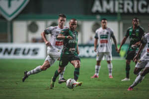 MINEIRO: Cruzeiro vence de virada e Athletic segura o América no Independência