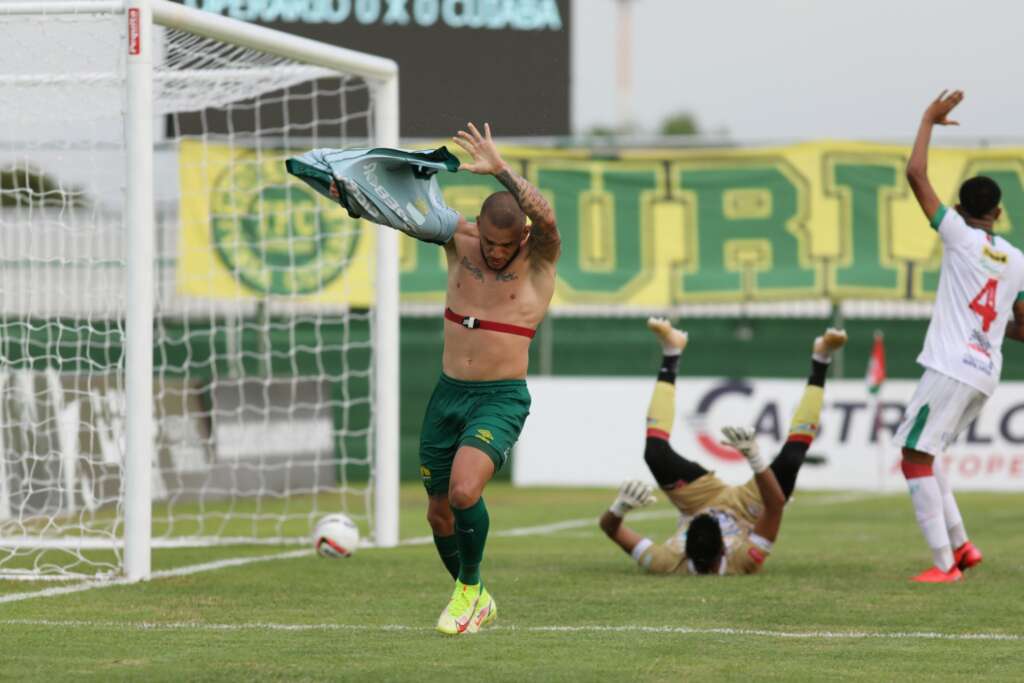 MATO-GROSSENSE: Cuiabá vence com gol no fim; Sport Sinop passa pelo União