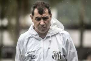 Carille se irrita com a falta de atitude do Santos