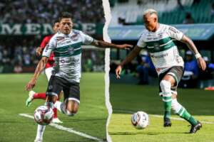 Paranaense: Coritiba renova com dupla destaque do acesso na Série B