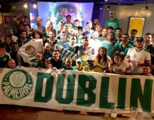 Mundial de Clubes: Consulados difundem Palmeiras pelo mundo e recepcionam torcedores