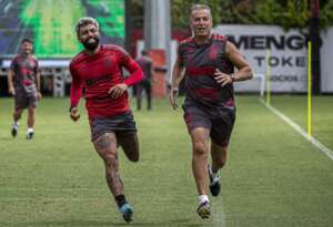 CARIOCA: Flamengo volta em clássico