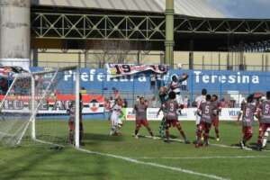 PIAUIENSE: Flu vence o River em jogo de 8 gols; Parnahyba entra no G4
