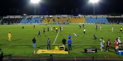 GOIANO: Dois jogos sem gols na noite desta sexta-feira