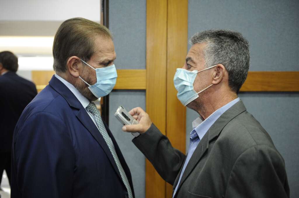 Reinaldo Carneiro Bastos, reeleito presidente da FPF, enaltece os clubes do interior