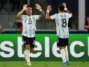 ELIMINATÓRIAS: Argentina se vinga, afunda a Colômbia e amplia série invicta