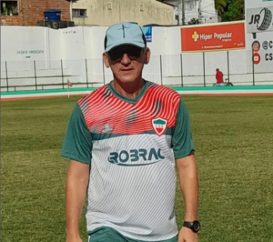 Time do Alagoano demite técnico após derrota