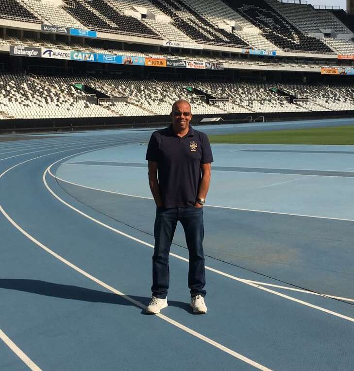 Técnico brasileiro aparece em lista para assumir seleção africana