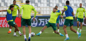 Sem marketing, Zé Rafael encontra refúgio no boxe e cresce no Palmeiras