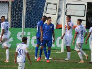 São Caetano 0 x 0 Lemense - Poucas oportunidades e zero no placar
