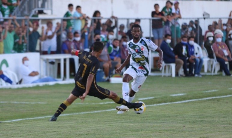 Figueirense leva susto do Lagarto-SE, mas avança na Copa do Brasil