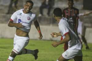 PERNAMBUCANO: Náutico e Salgueiro vencem