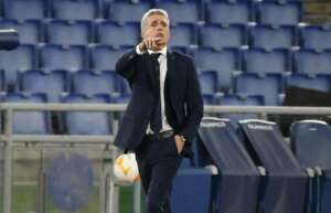 Corinthians encaminha acerto com técnico português