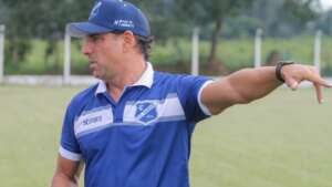 Paulista A2: Taubaté anuncia ídolo da torcida como técnico