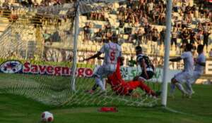 PAULISTA A2: Oeste surpreende o XV