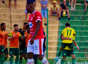 GAÚCHO: Ypiranga embala e volta para liderança