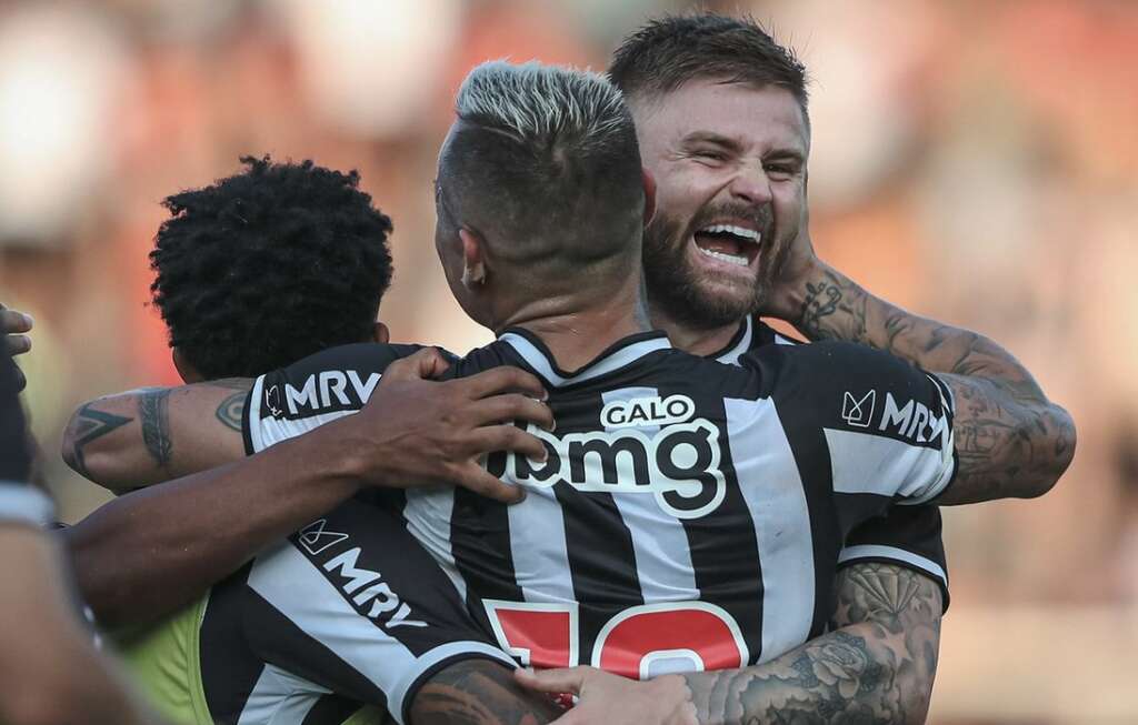 MINEIRO: Atlético-MG assume a ponta