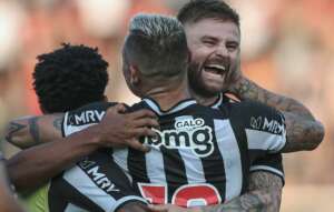 MINEIRO: Atlético-MG assume a ponta