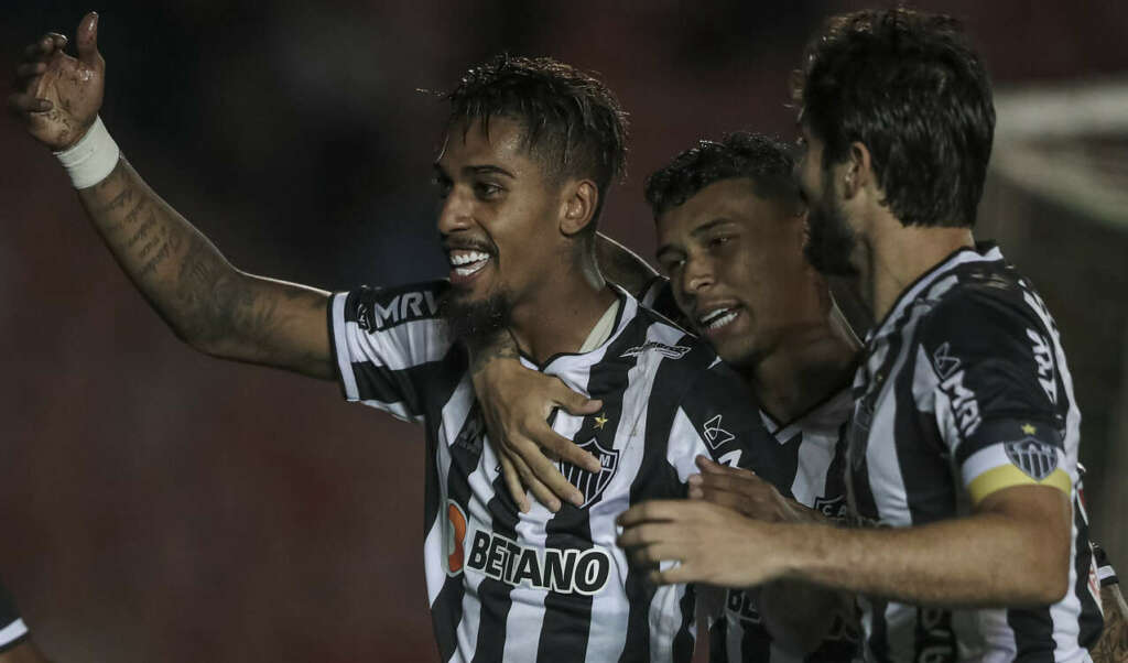 Mineiro: Sem titulares, Atlético-MG goleia Uberlândia