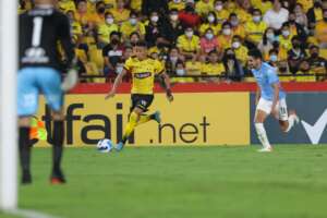 LIBERTADORES: Nos pênaltis, Barcelona avança