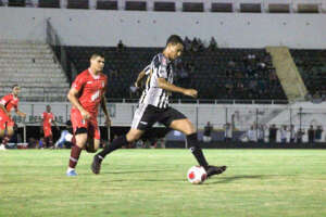 Comercial 2 x 1 União Suzano – Bafo na liderança!