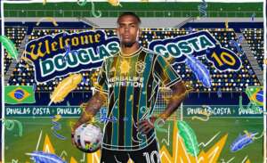 Time dos EUA anuncia oficialmente Douglas Costa, do Grêmio