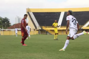 EC São Bernardo 2 x 0 Sertãozinho - Cachorrão mais líder do que nunca
