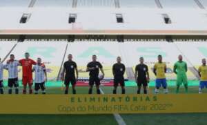 Fifa remarcará Brasil x Argentina e pune federações e jogadores
