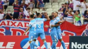 COPA DO NORDESTE: Em duelo estadual, Fortaleza enfrenta o Floresta para disparar no Grupo A