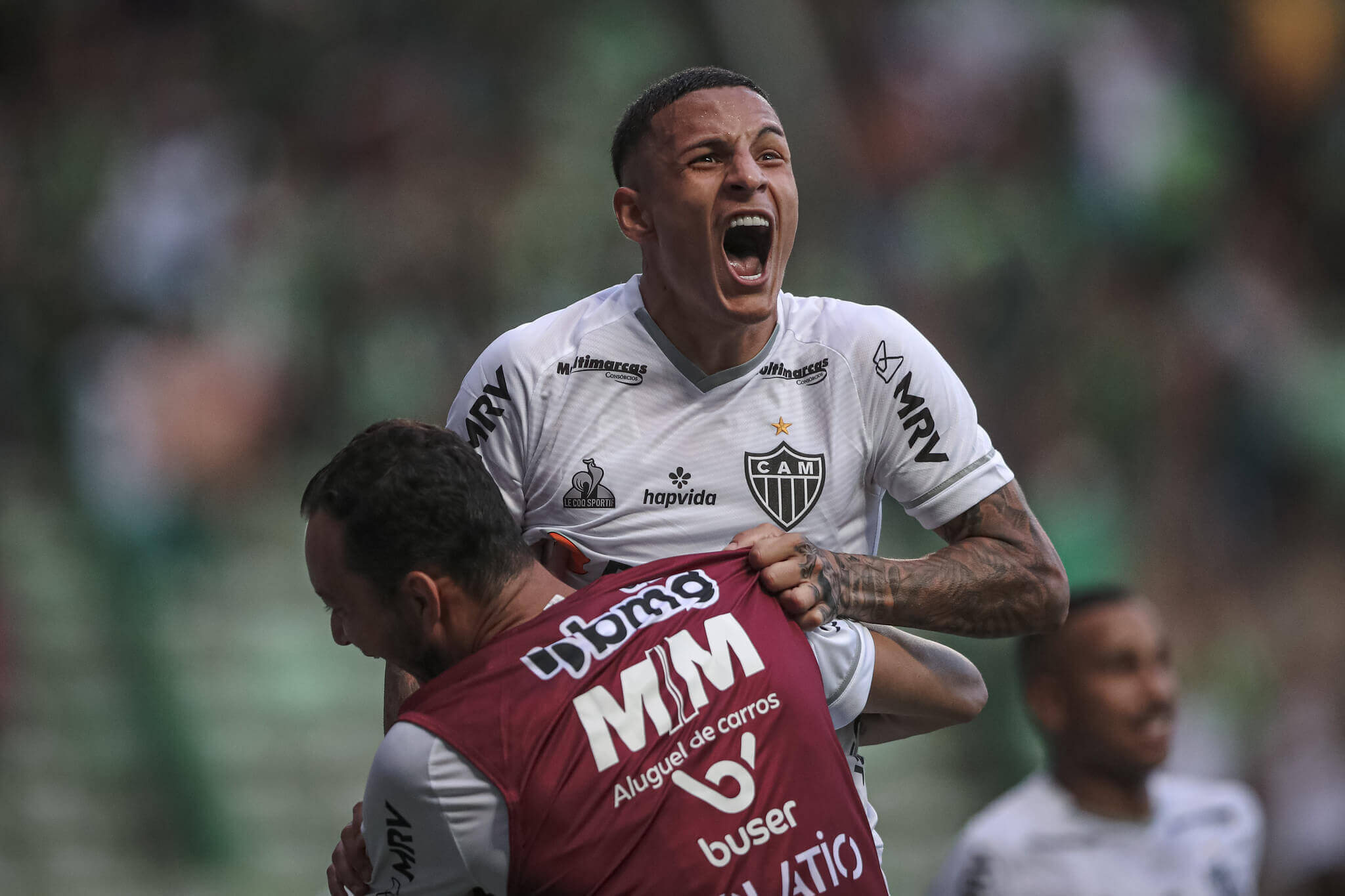MINEIRO: Cruzeiro se isola na liderança e Galo despacha o Coelho