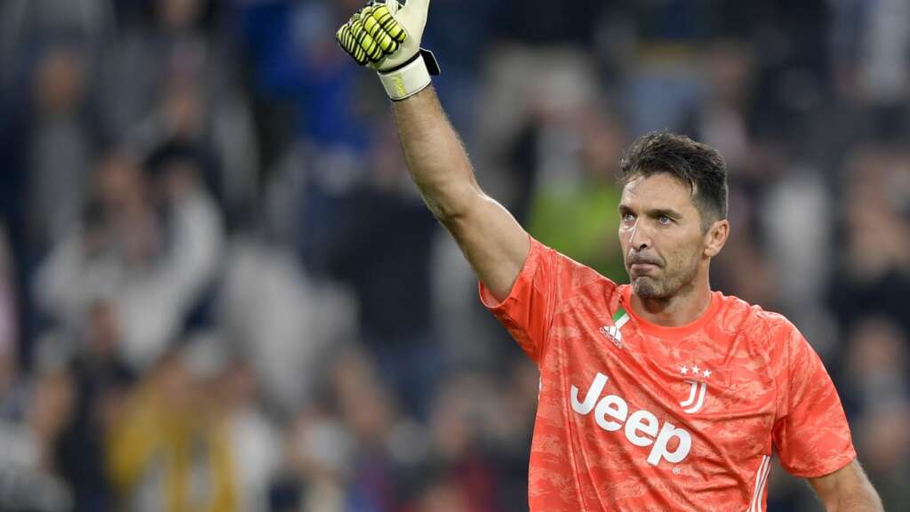 Goleiro Buffon cogita jogar até 50 anos