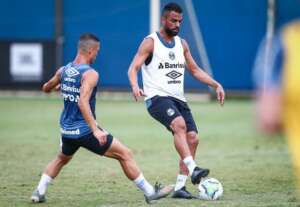 Ex-Grêmio, Maicon fecha com time da Série B