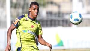 Ex-lateral do Vasco é preso acusado de extorsão qualificada e associação criminosa