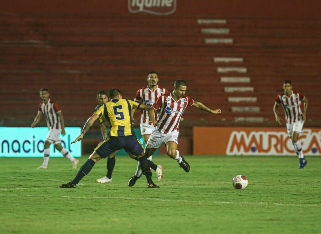 PERNAMBUCANO: Retrô é o último 100%; Salgueiro vence o Santa Cruz 2 nautico 2