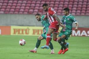 Lanterna do Pernambucano perde pontos que não tem