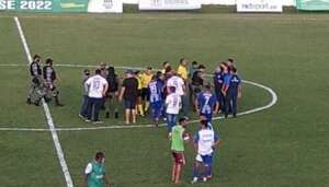 Jogo do Piauiense termina com presidente indo para cima da arbitragem