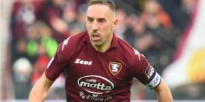 Ribéry tem traumatismo craniano leve após se envolver em acidente de carro