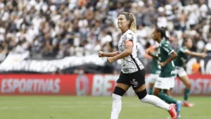 SUPERCOPA DO BRASIL FEMININA: Corinthians e Flamengo vencem com tranquilidade e avançam