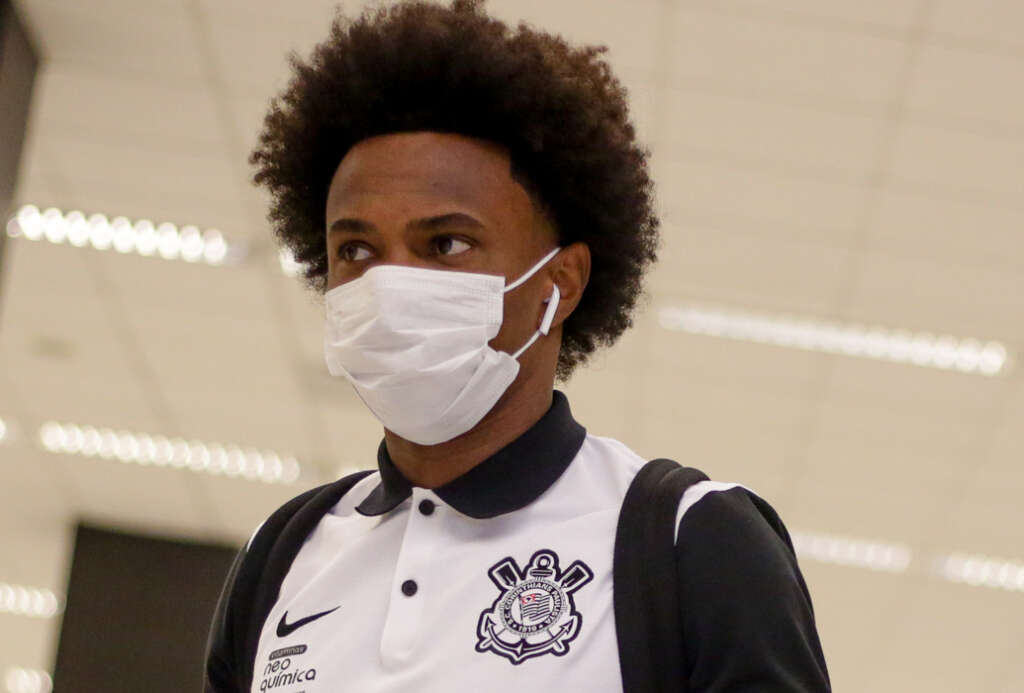 Após bom jogo pelo Corinthians, Willian avisa: ‘Implantarei meu estilo no Brasil’