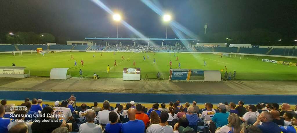 São José 3 x 2 Capivariano – Águia assume a liderança